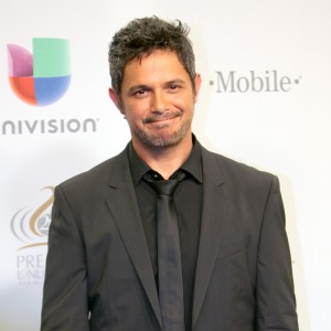 Alejandro Sanz se enfrenta a las autoridades rusas