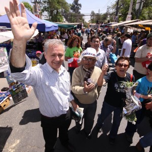 Chile Presidential candidate Marcel Claude campaigns in Santiago El Digital de Asturias