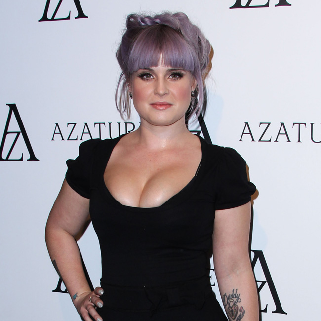 Kelly Osbourne arrives at The Black Diamond Affair