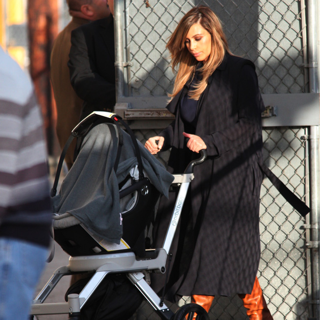 Kim Kardashian and baby North West arrive at Jimmy Kimmel Live in Hollywood CA El Digital de Asturias