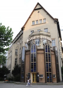 Espressokanne und Beistelltisch  Die Klassiker des Art Deco  El Digital de Asturias Espressokanne und Beistelltisch - Die Klassiker des Art Deco
