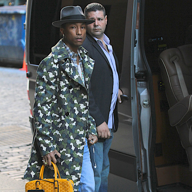 Pharrell Williams was seen this afternoon making a quick run El Digital de Asturias