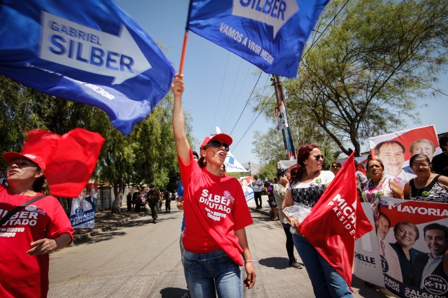 Candidate Michelle Bachelet visits the Batuco commune