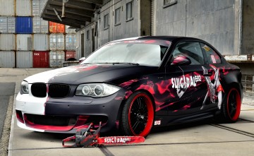 Der Wagen passend zum Nagellack: Auto-Tuning wird immer bunter