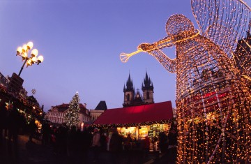 Böhmisches Glas und Hipster-Mode: Weihnachtsmärkte in Prag