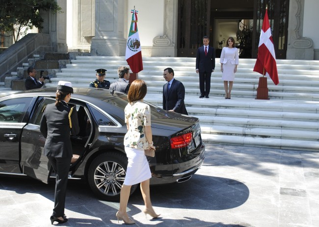 President of Mexico welcomes Crown Prince of Denmark in Mexico City
