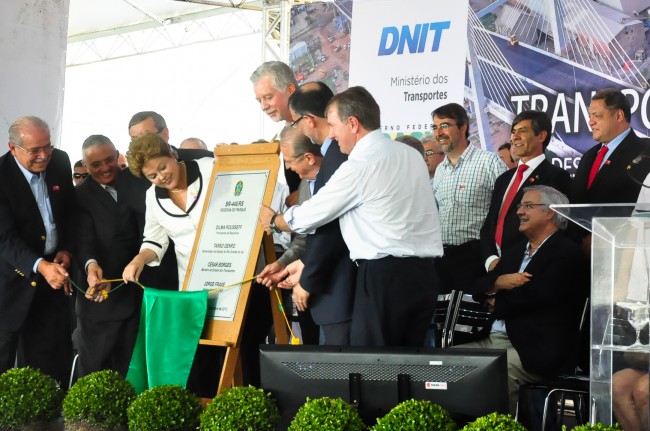Brazil's President Dilma Rousseff inaugurates new federal highway