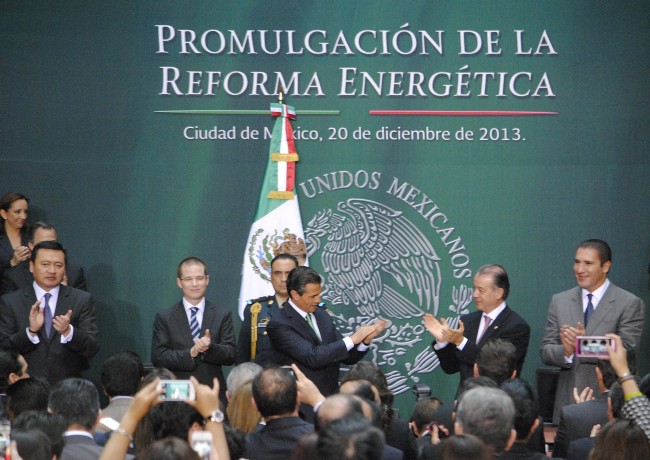 Mexico's President promulgates constitutional energy reform
