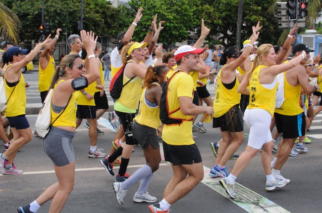 Rio's drunks run in "Corrida Drunks Marathon"