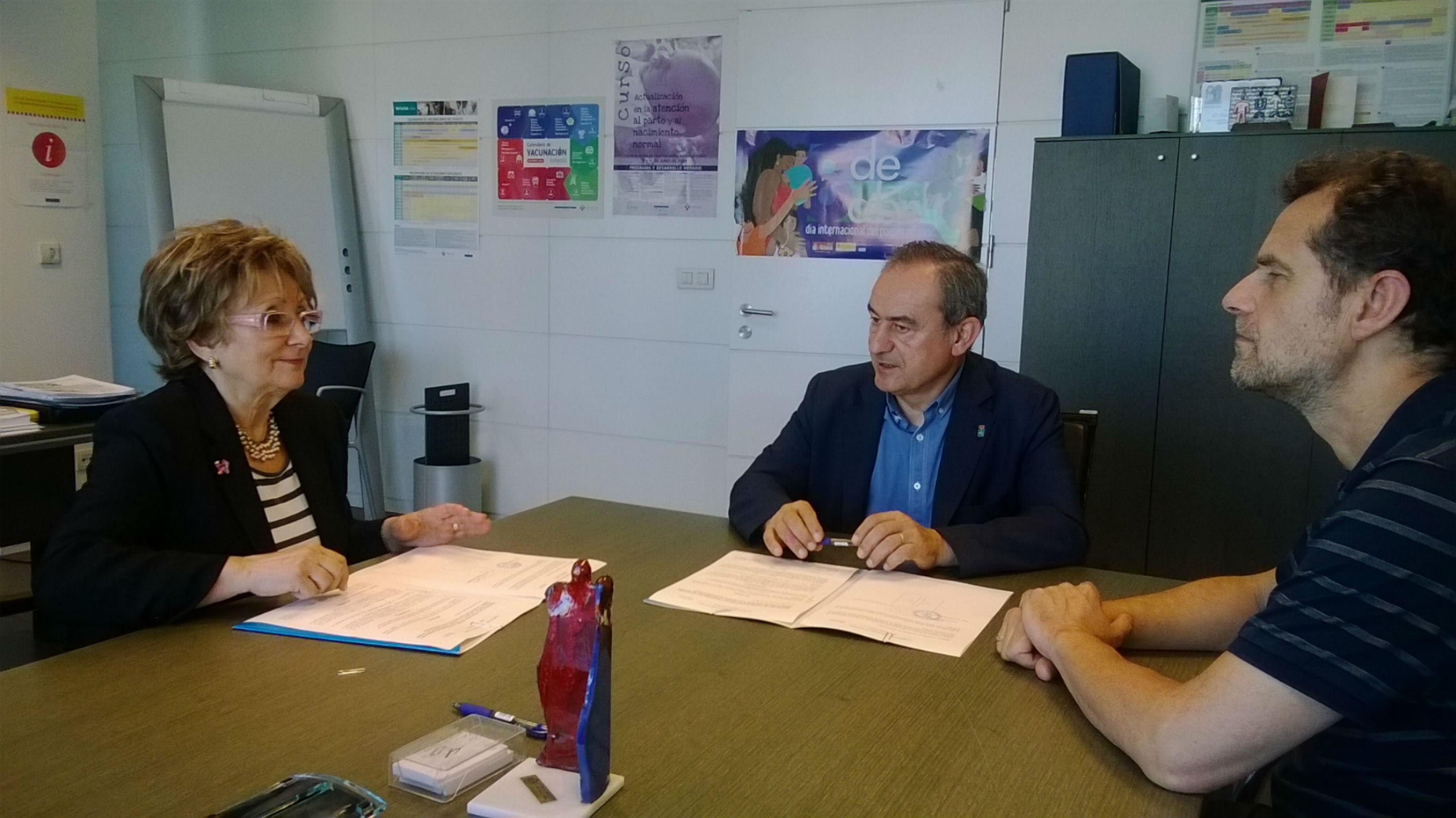 20140722 Firma protocolo inspeccion Oviedo El Digital de Asturias