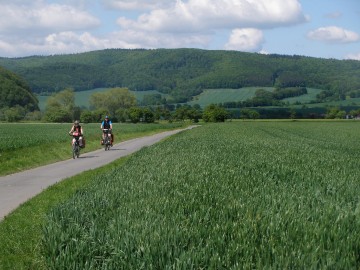 Un viaje en bicicleta a lo largo de la antigua frontera interalem