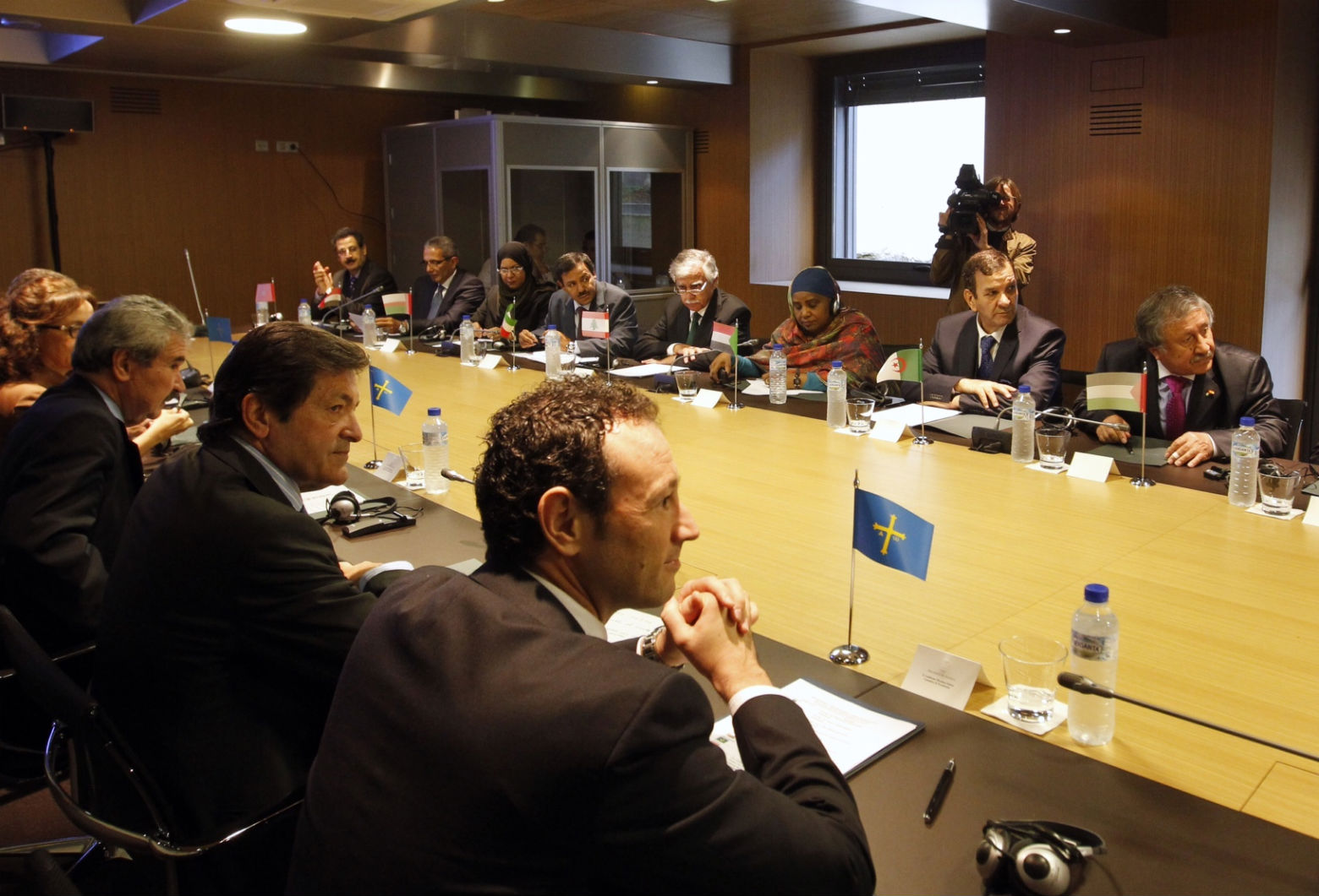 20140929 Reunión presidente embajadores paises arabes 2 El Digital de Asturias