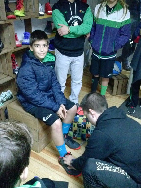 ¿Cuánto cuesta que un hijo quiera ser jugador profesional de baloncesto?