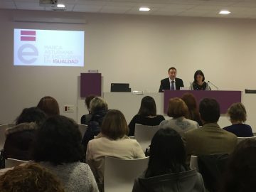 2016_02_23 consejero presenta  Marca Igualdad