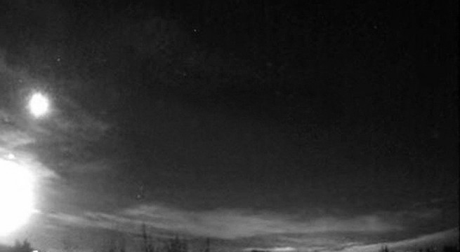 Una bola de fuego cruza el centro y este de la Península