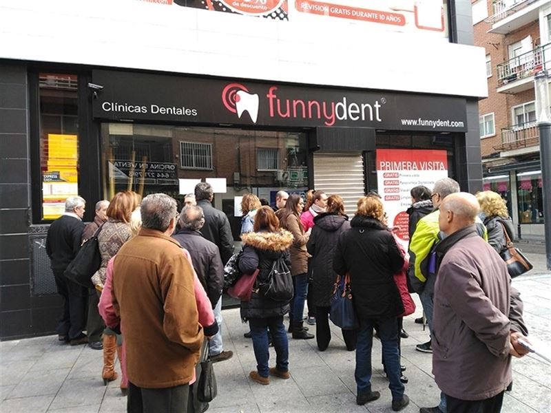 Prisión provisional y sin fianza para el responsable de las clínicas Funnydent