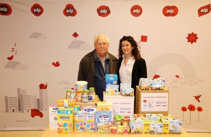 Empleados de EDP entregan alimentos infantiles al Banco de Alimentos
