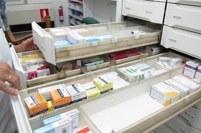 La deuda de las comunidades autónomas con la industria farmacéutica se sitúa a niveles de 2006