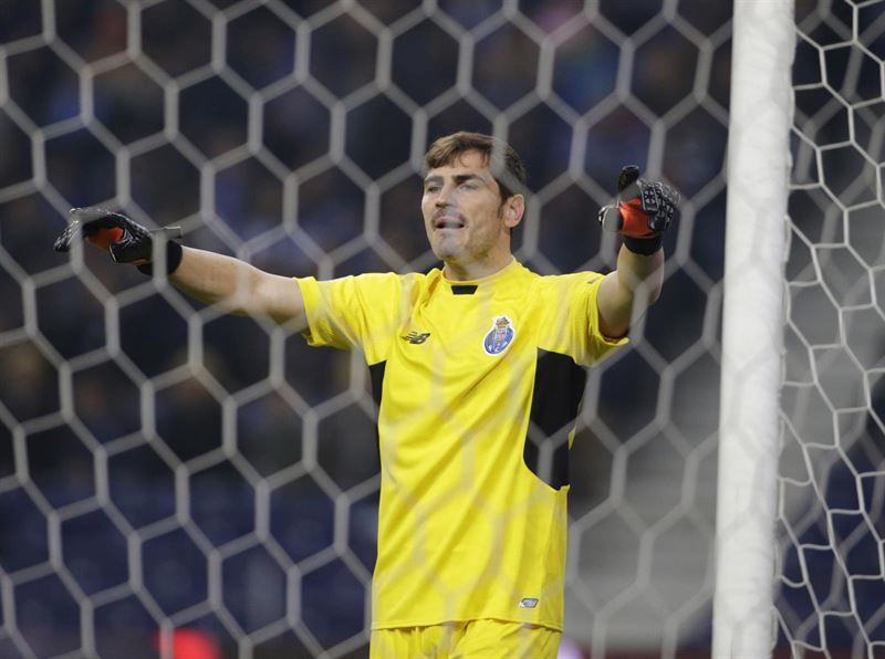 Casillas podría jugar con Villa en el New York City