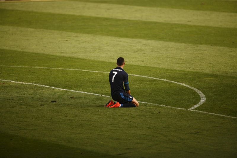 El Madrid se deja media Liga en La Rosaleda