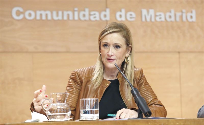 Cifuentes afirma que los votantes del PP no han perdonado los casos de corrupción porque son «exigentes»