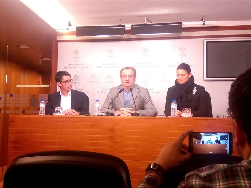 Ciudadanos pide a Fernández que emule a Sánchez y se siente a dialogar con el centro y la derecha