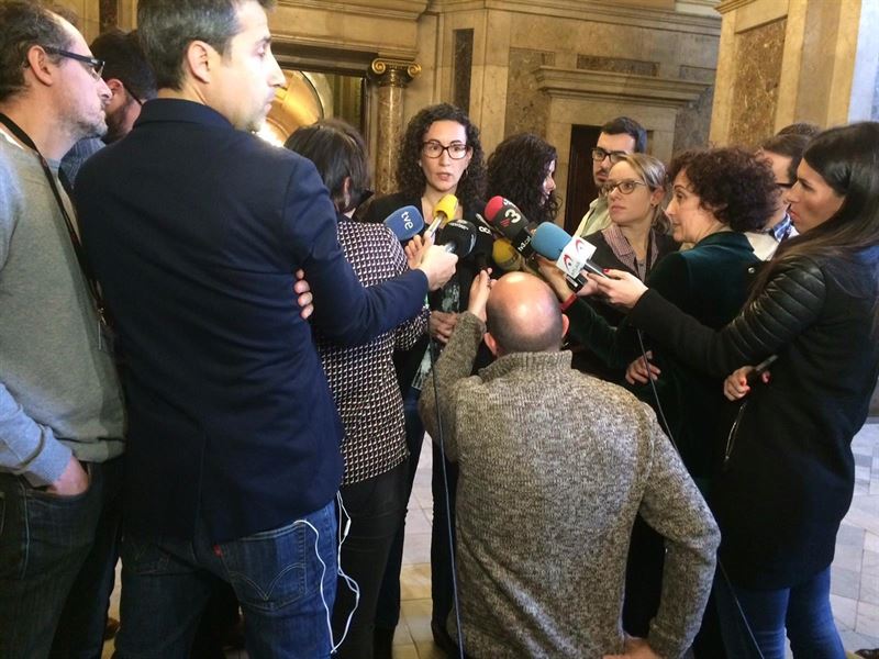 El Parlament pospone la decisión sobre cómo tramitar las tres leyes soberanistas