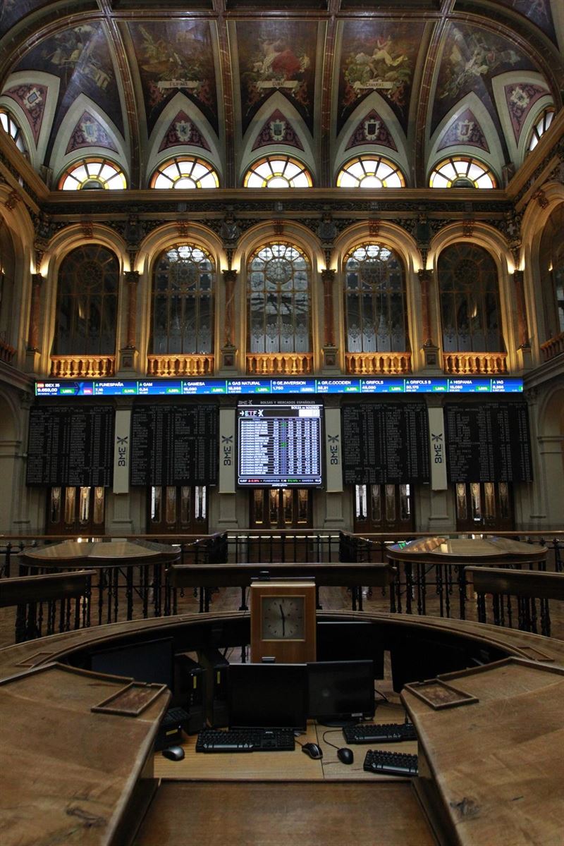 El Ibex 35 perdía casi un 1% en la apertura
