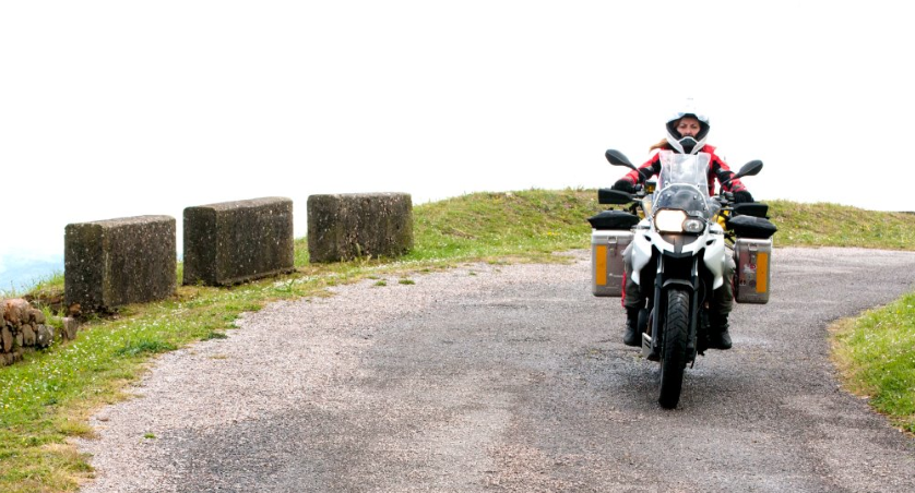 Camino de la India en moto