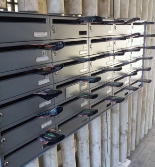 El Black Friday casi duplica el número de folletos con ofertas que se reparten por España