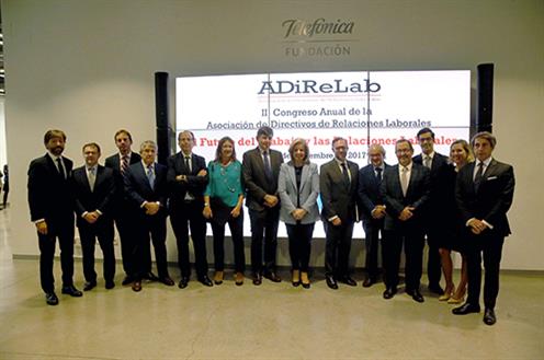 Báñez apuesta por el Diálogo Social para crear más empleo de calidad