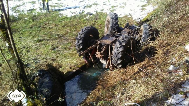 20180208 VUELCO DE TRACTOR CON FALLECIDO EN CANGAS DE ONIS El Digital de Asturias