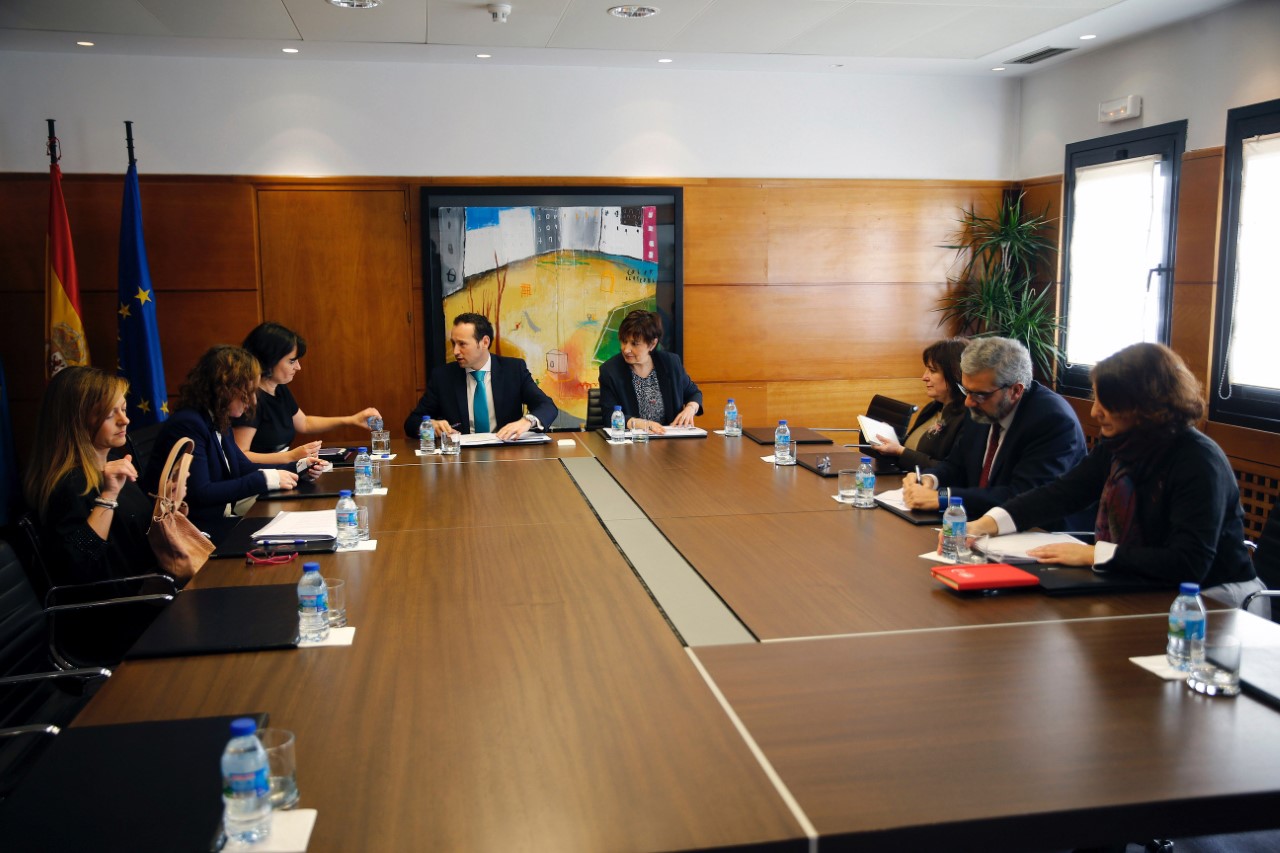 reunion consejero balance ventanilla brecha salarial 2 El Digital de Asturias