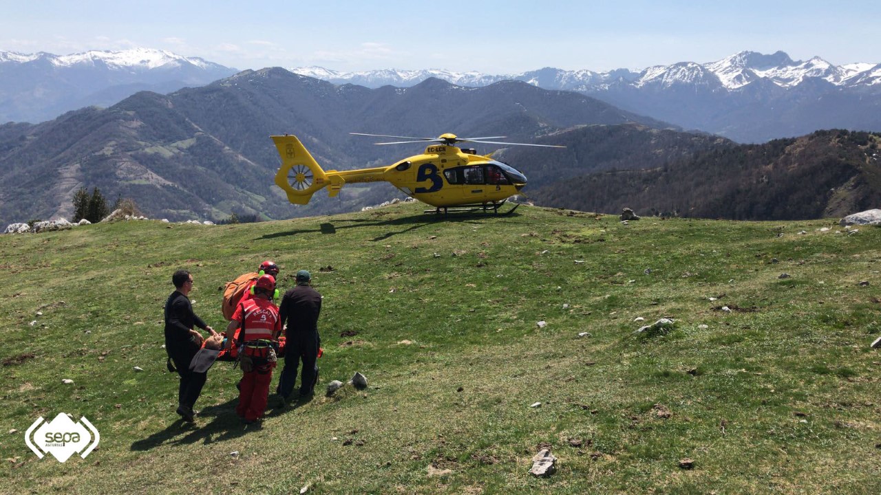 20180419 Rescate de montaña en Riosa El Digital de Asturias