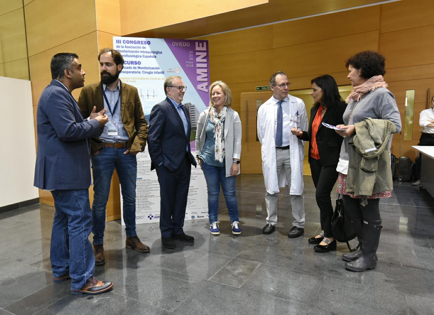 consejero visita cursos HUCA El Digital de Asturias