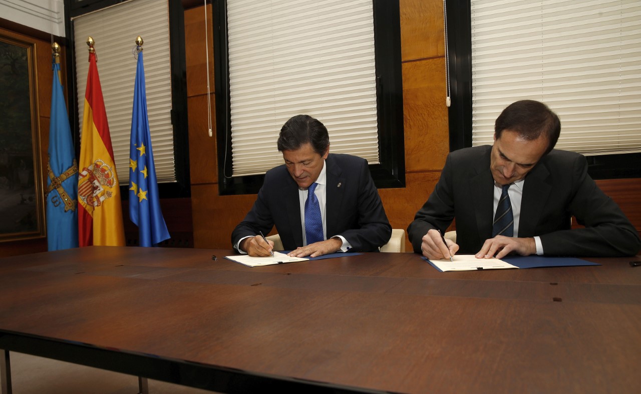 firma convenio centenarios edp liberbank El Digital de Asturias