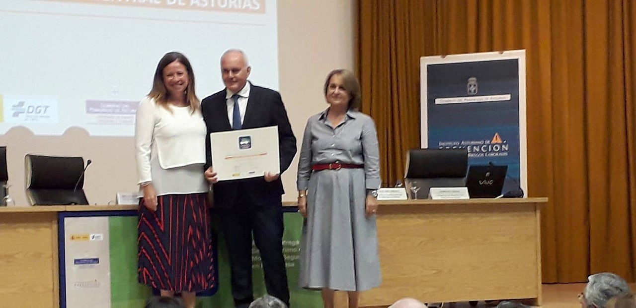 Entrega premio Movilidad HUCA El Digital de Asturias