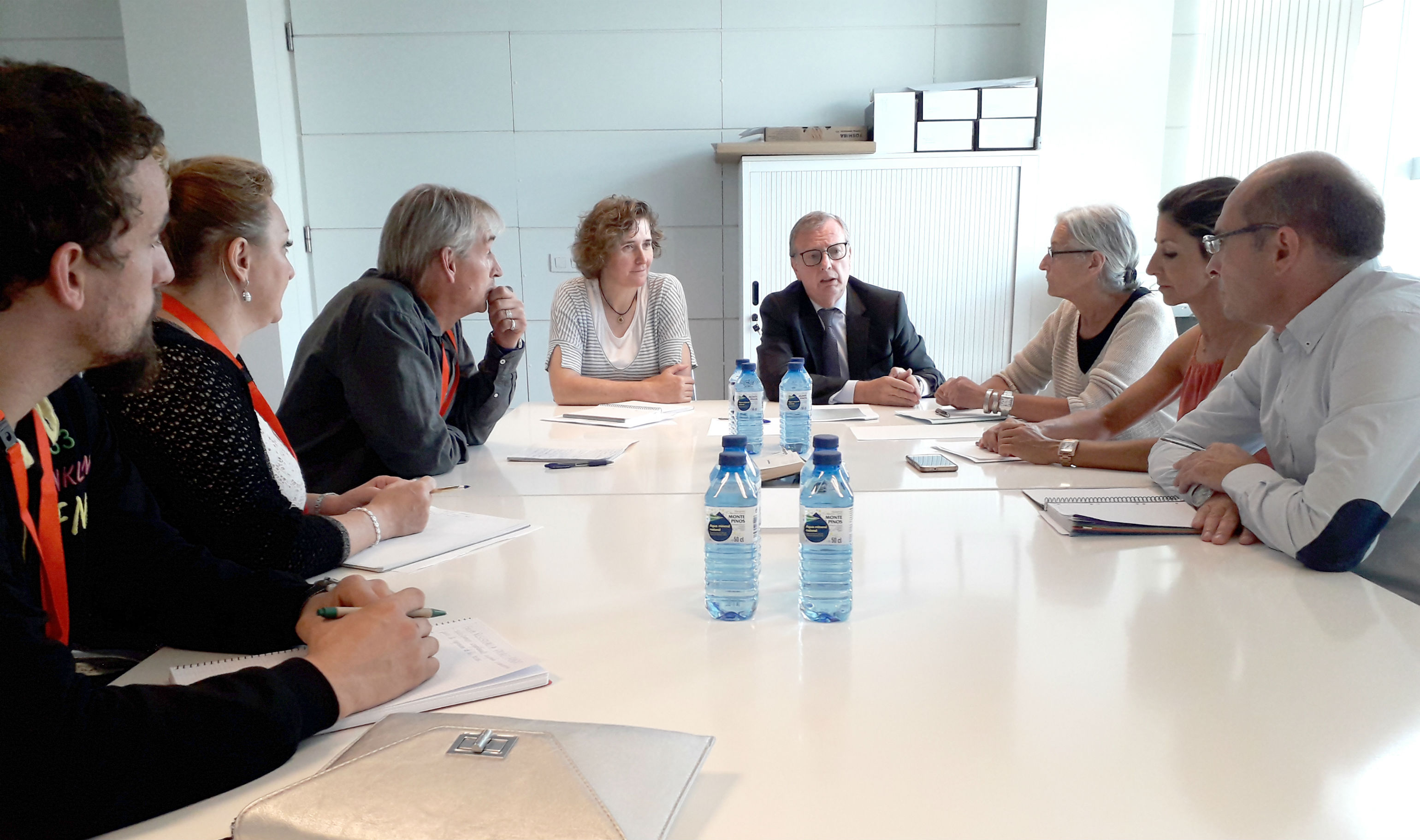 Reunion consejero y afectados idental El Digital de Asturias