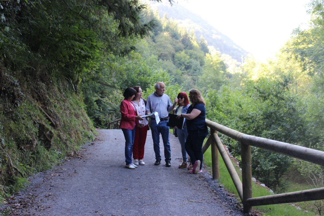 Visita obras mejora camino El Digital de Asturias