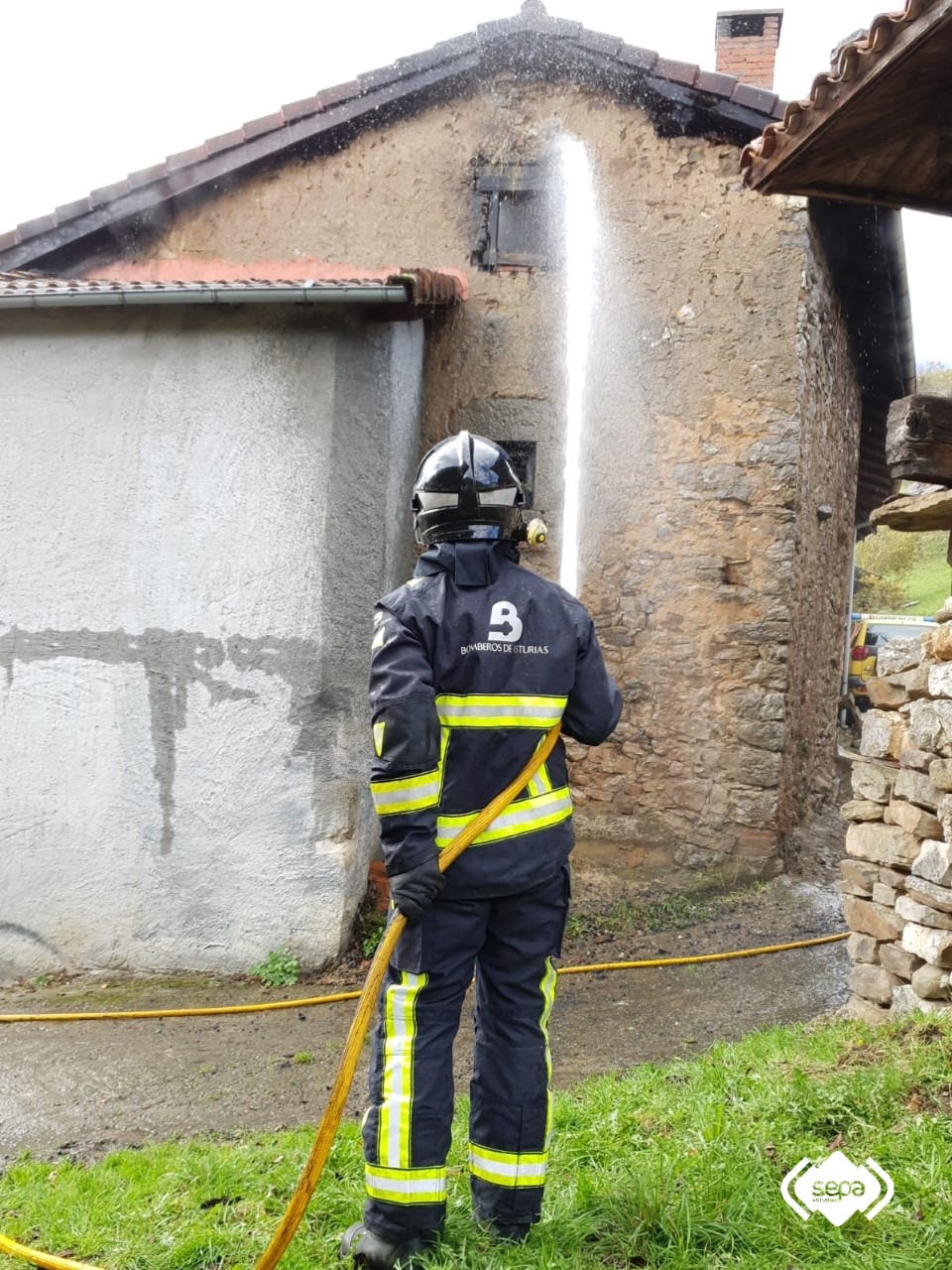 INCENDIO URBANO EN LAVIANA El Digital de Asturias