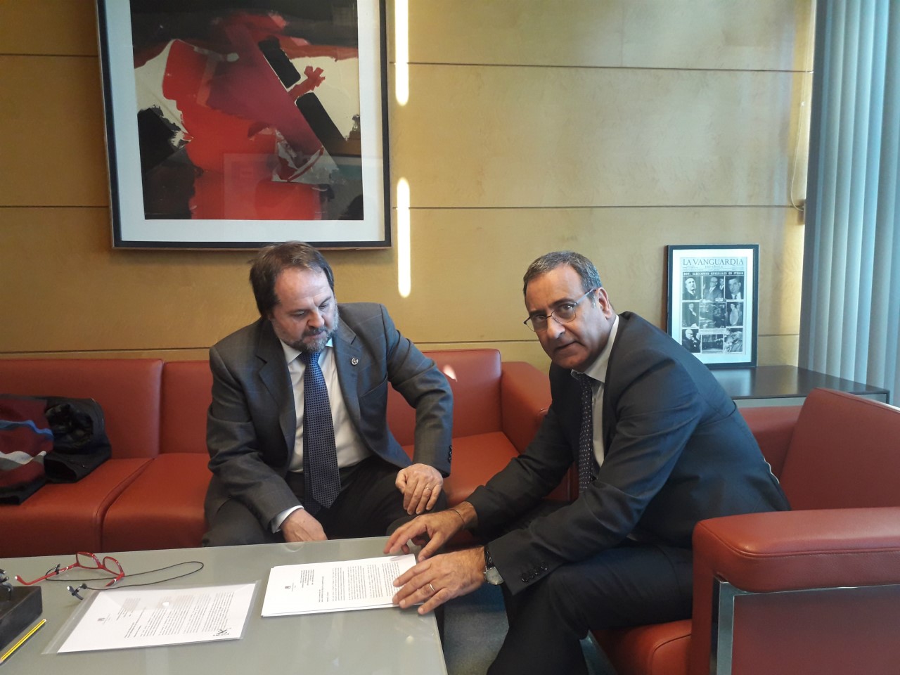 Consejero Infraestructuras reunion colegio geologos El Digital de Asturias