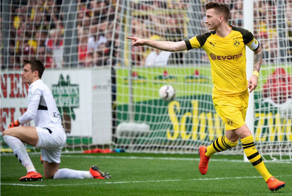 El Dortmund fulmina al Friburgo, 4 a 0
