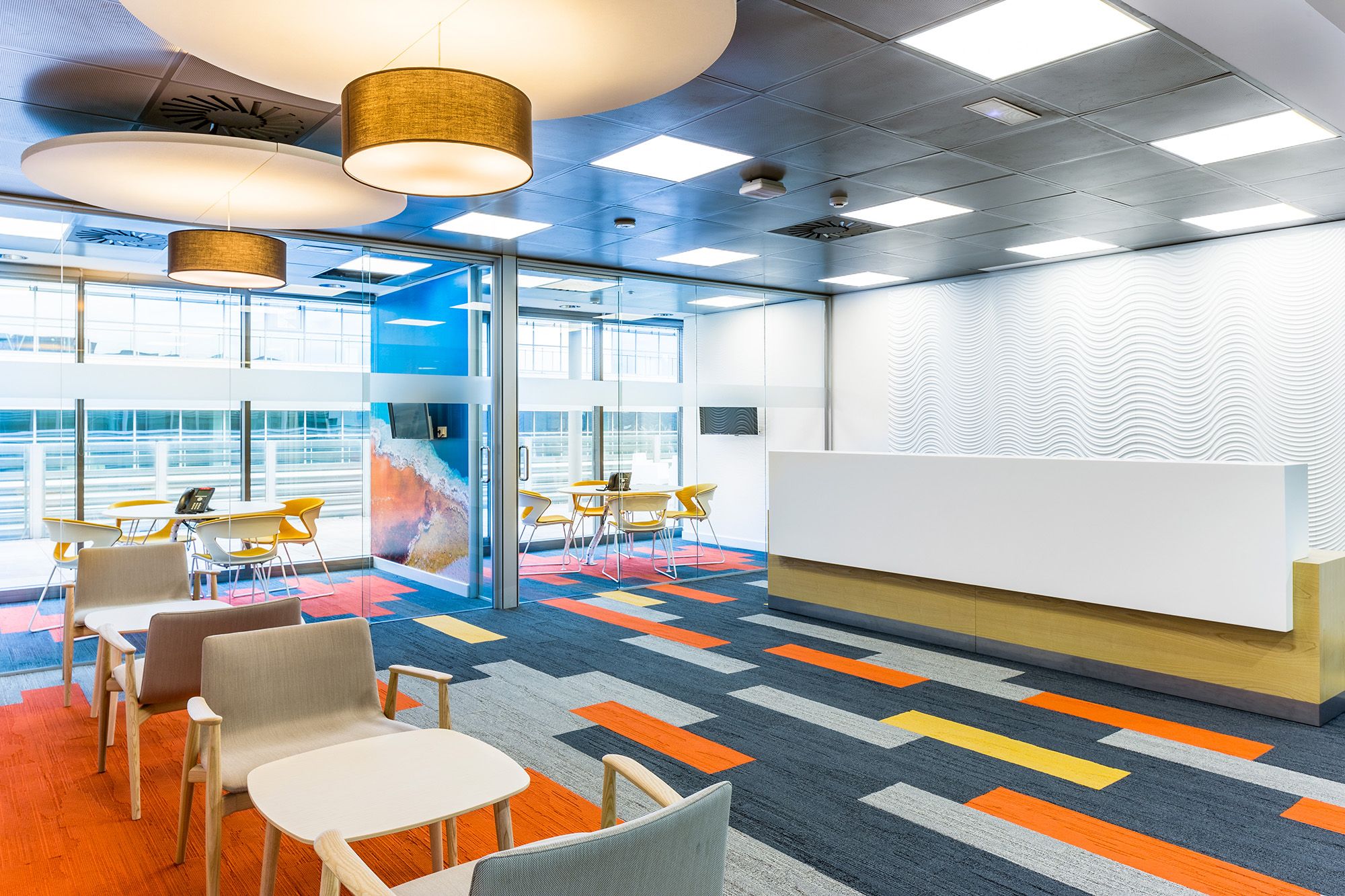 Aine diseña oficinas que influyen en la mente y el comportamiento humano