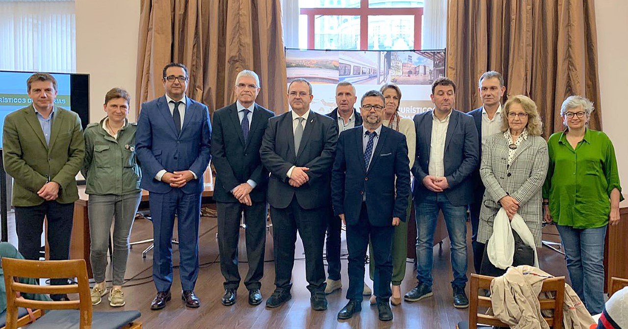 convenio ferrocarril y turismo El Digital de Asturias