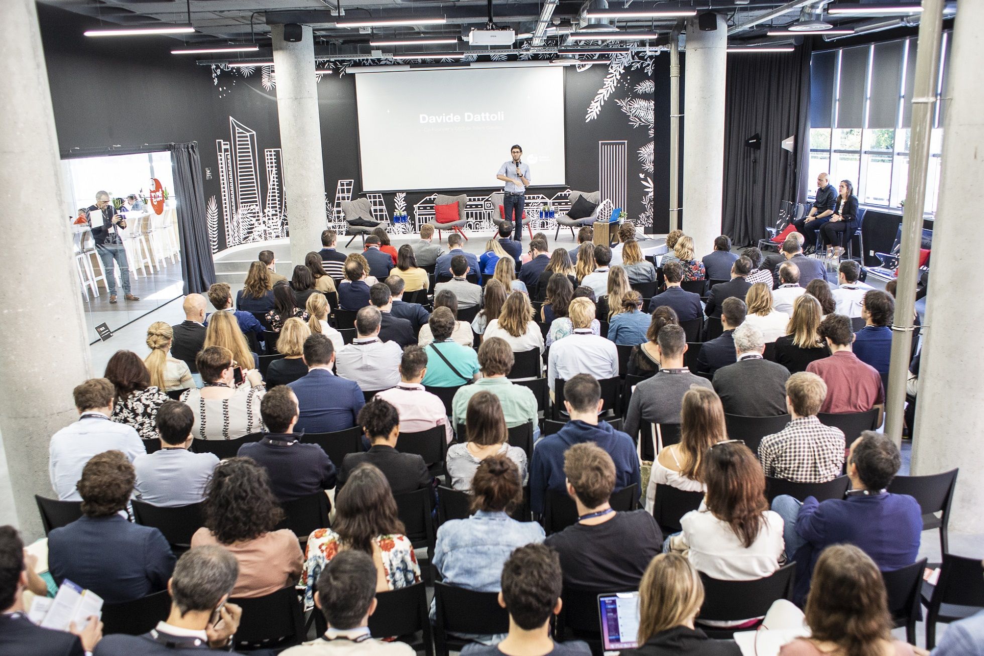 1569586956DavideDattoliCEOdeTalentGardenenlainauguracin El Digital de Asturias