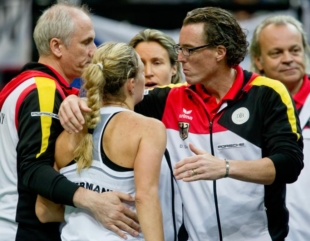 Kerber viaja a Asia con un entrenador interino