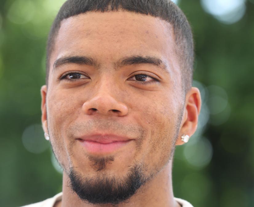 El Bayern Múnich está interesado en fichar a Benjamin Henrichs