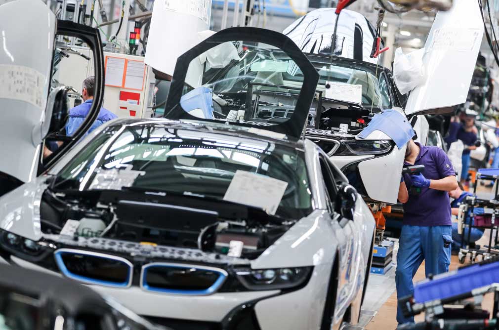 Las ventas de BMW caen más de un 20 por ciento