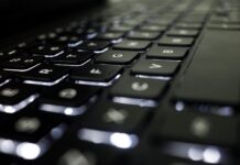 El decano del STF compara a Bolsonaro con Hitler