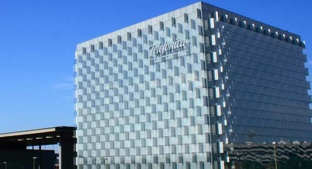 Telefónica desiste en la venta a América Móvil de su filial en El Salvador